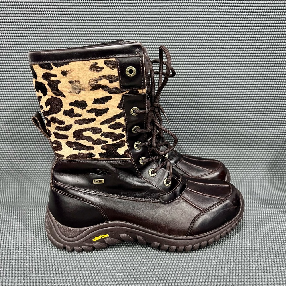 Ugg Adirondack II Brown Leopard Womens Shearling Lined Winter Snow Boot Size 10